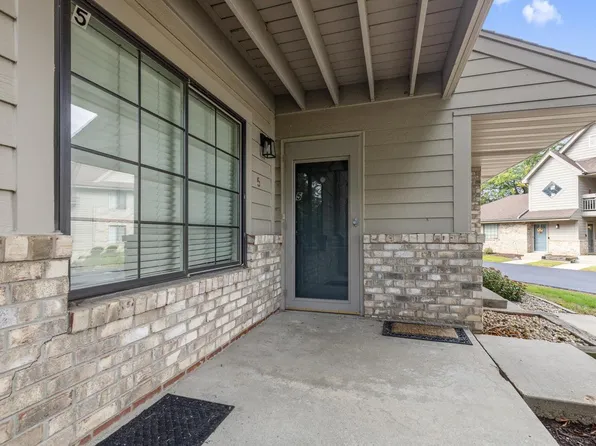 N80W12900 Fond Du Lac AVENUE #5, Menomonee Falls, WI 53051