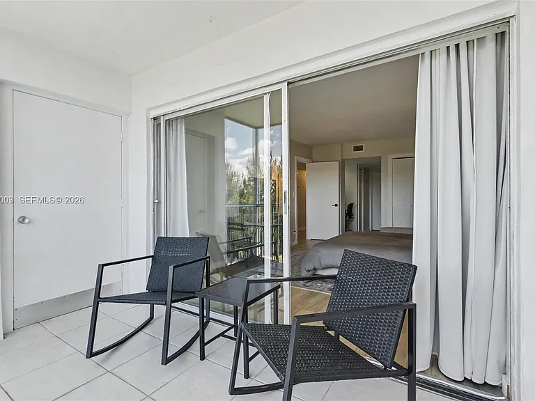 3150 N Palm Aire Dr #705 — Photo 22