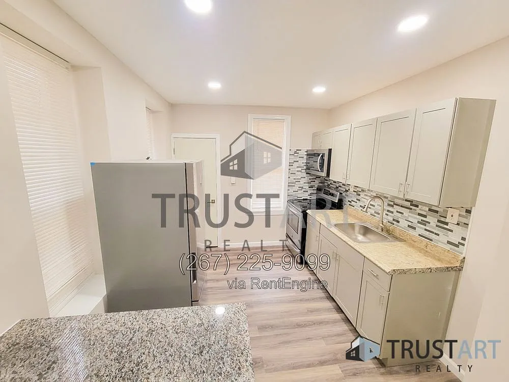 4 bed, 1.0 bath, $1,395 — Photo 3