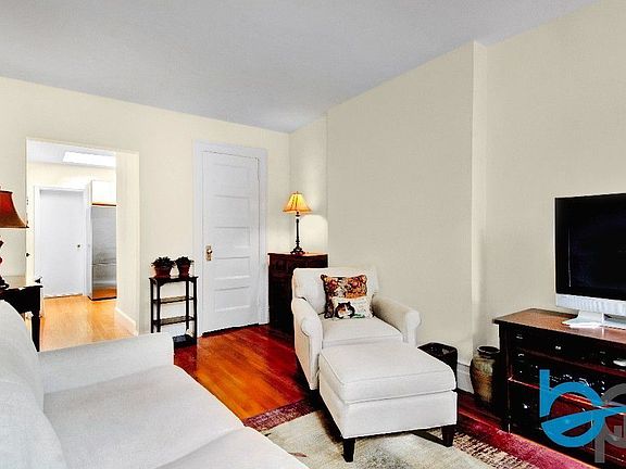 3rd image of 622 W End Ave APT 5E