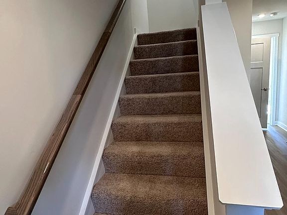 2nd image of 62 Trotting Rd