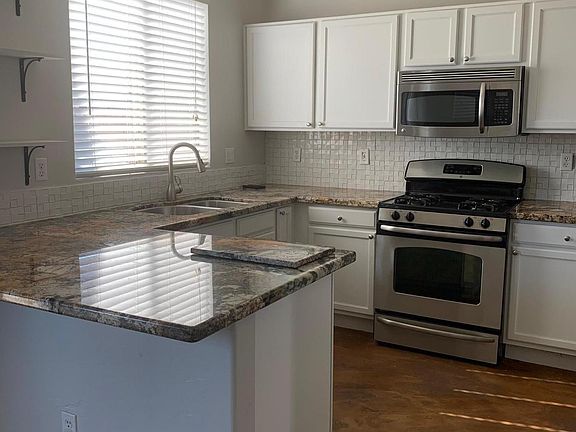 5th image of 11179 W Palm Ln