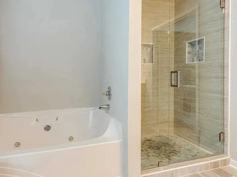 7528 Watervale Dr — Photo 23