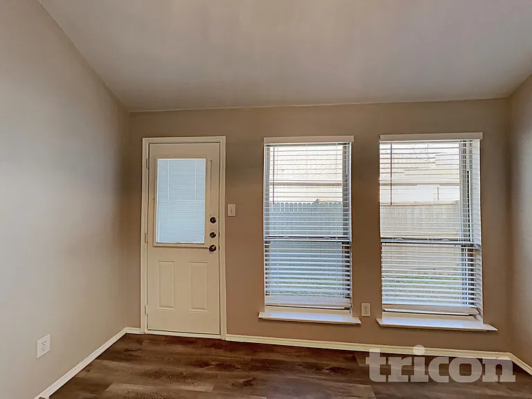 1600 Bob Dr — Photo 5