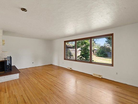 4th image of 13311 E 23rd Ave