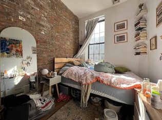 161 Suydam St #2F, Brooklyn, NY 11221