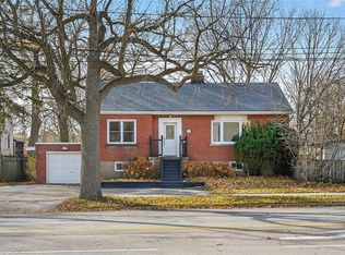 610 Guelph Line, Burlington, ON L7R 3M4