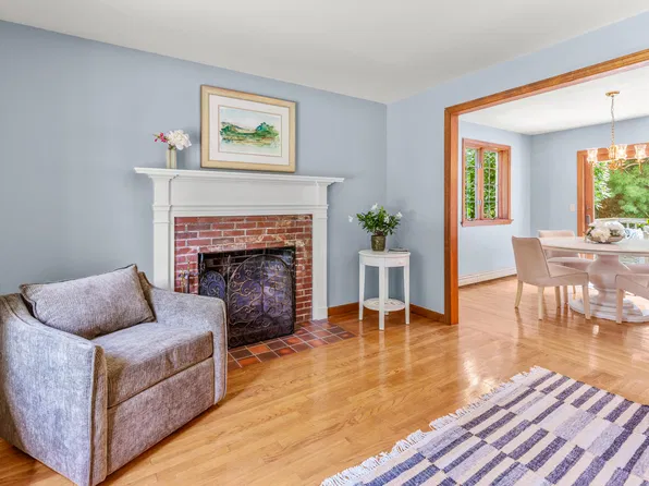 21 Clubhouse Drive, Pocasset, MA 02559