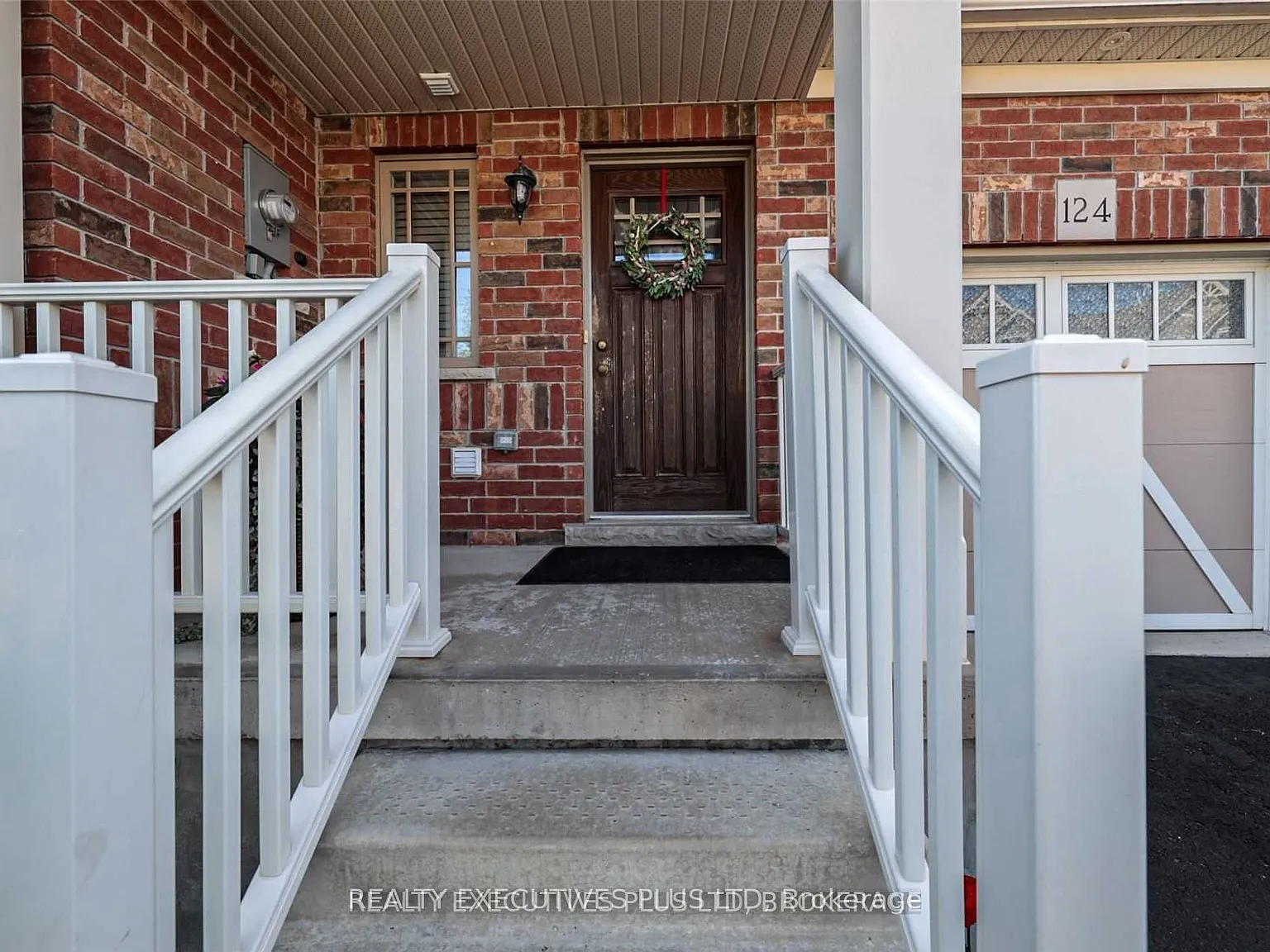 3 bed, $3,000 — Photo 4