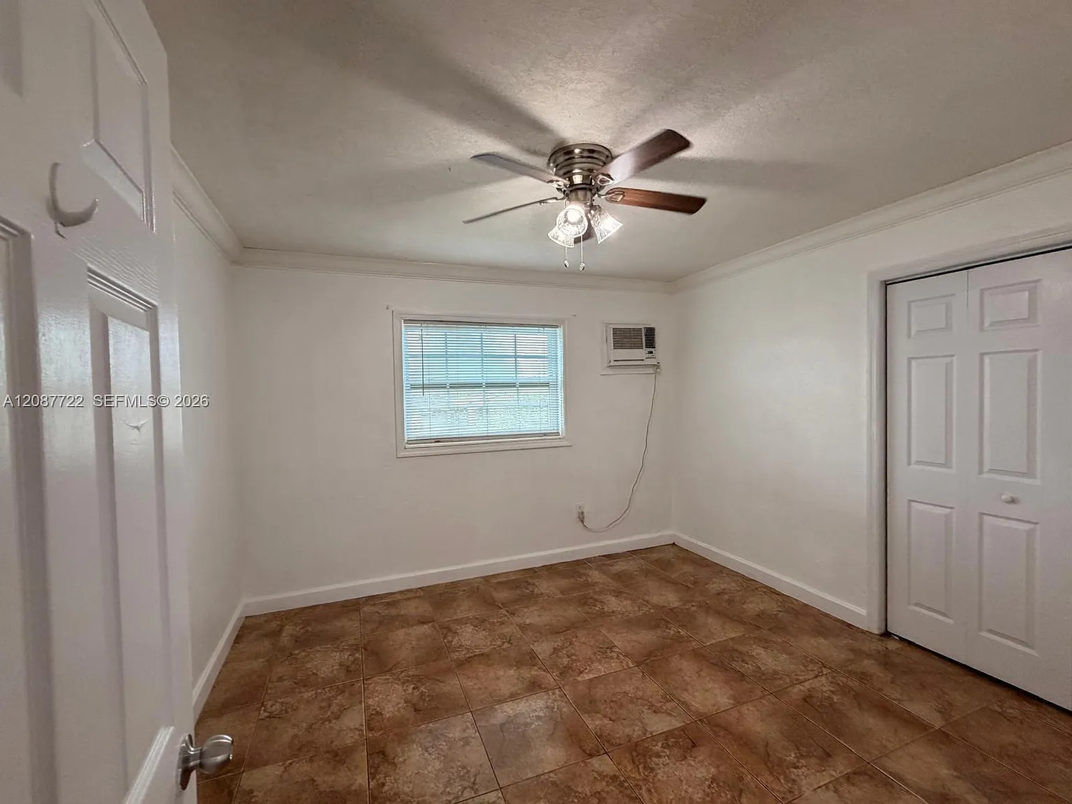 Coral Terrace Condo — Photo 2