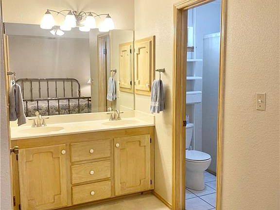 5th image of 939 Citrus Dr