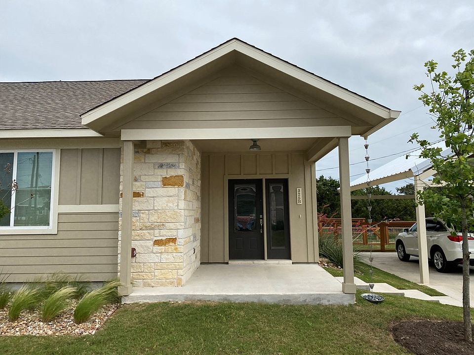 1st image of 325B Rose Dr