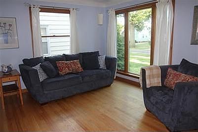 4th image of 8612 Orchard Ave