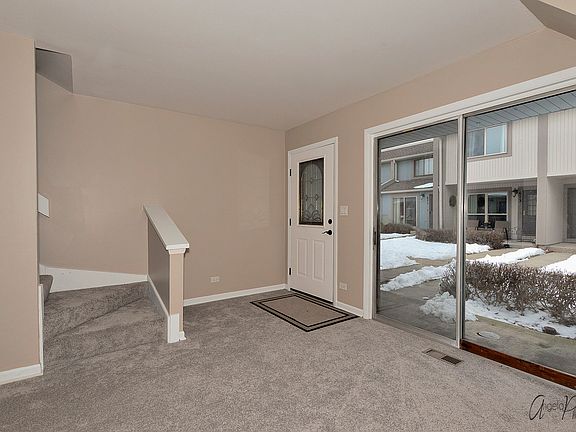 3rd image of 676 Quail Creek Dr #676
