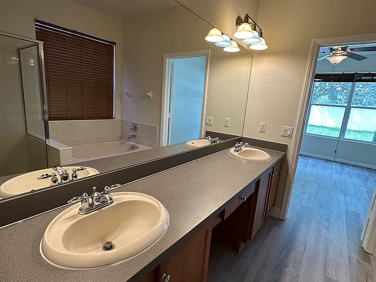 14227 Wake Robin Dr — Photo 30