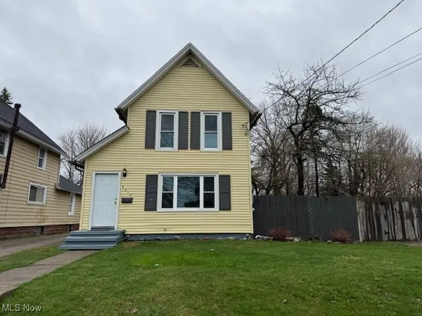 5314 Stark Ave, Ashtabula, OH 44004