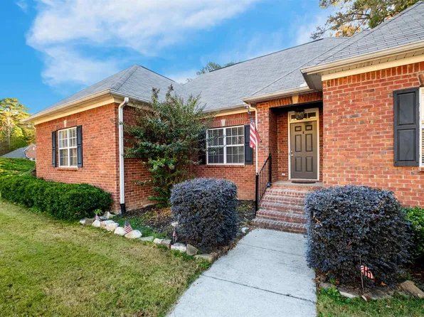 217 Arbor Ct, Sterrett, AL 35147