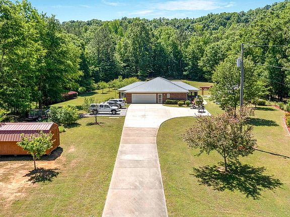 5th image of 466 Seven Springs Rd