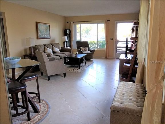 5th image of 2331 Finlandia Ln APT 1