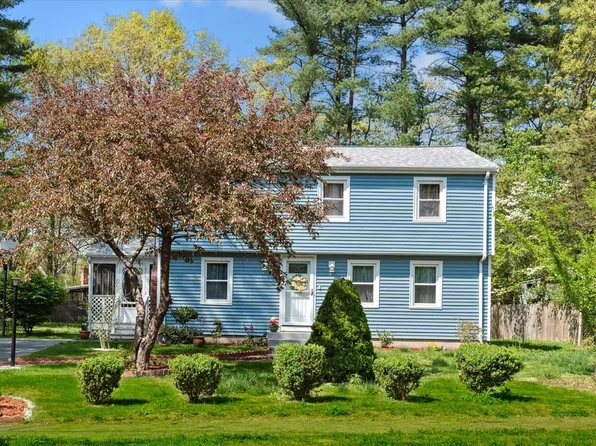 72 Old Farm Rd, Mansfield, MA 02048