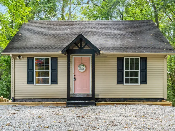 705 Locust Dr #A-b, Clarksville, TN 37040