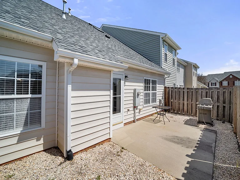 4488 Piedmont Trace Dr — Photo 28
