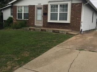 6765 Odell St, Saint Louis, MO 63139