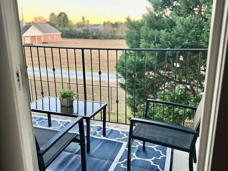 1710 Renwick Dr #204 — Photo 46