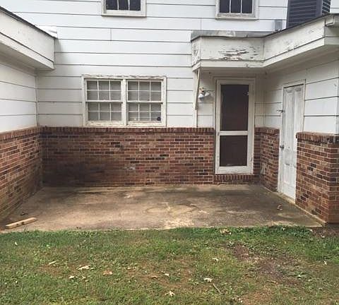 2nd image of 69 Pine Creek Ct