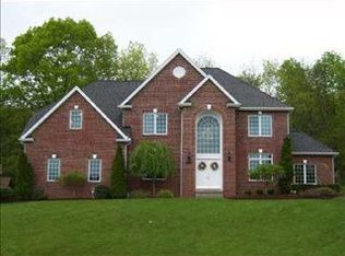 315 Ashbury Ln, Cranberry Twp, PA 16066