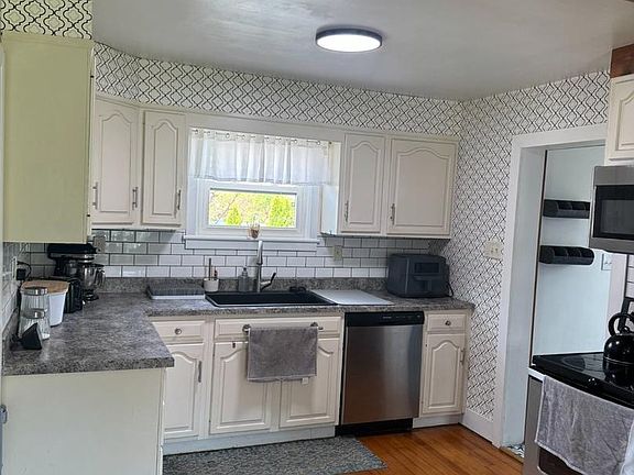 3rd image of 116 Jodon Ave