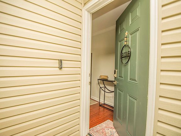 5th image of 714 Idlewood Ln