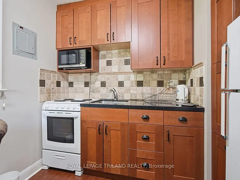 30 McClary Ave #8 — Photo 9