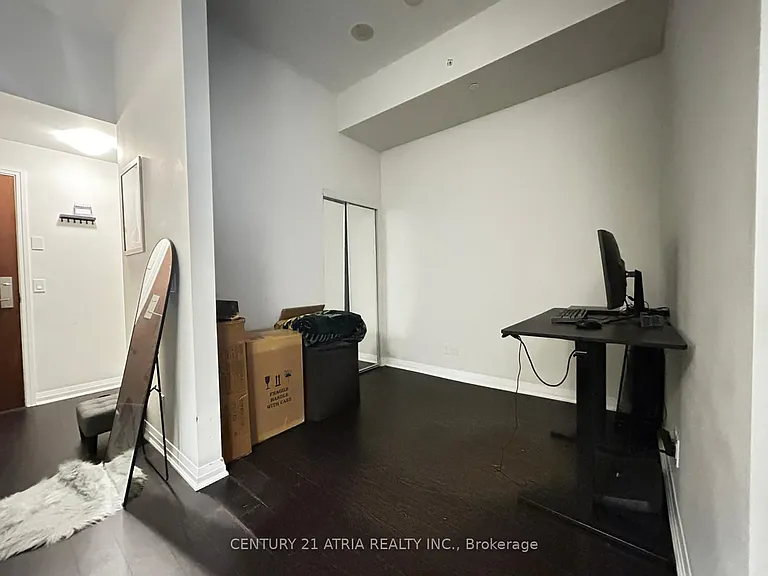 8 Mercer St #215 — Photo 26