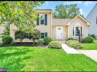 207 Kinross Dr, Newark, DE 19711