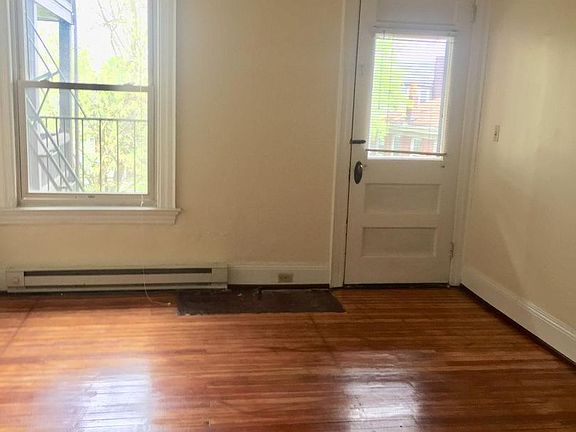 5th image of 512 Wallace Ave #512/11