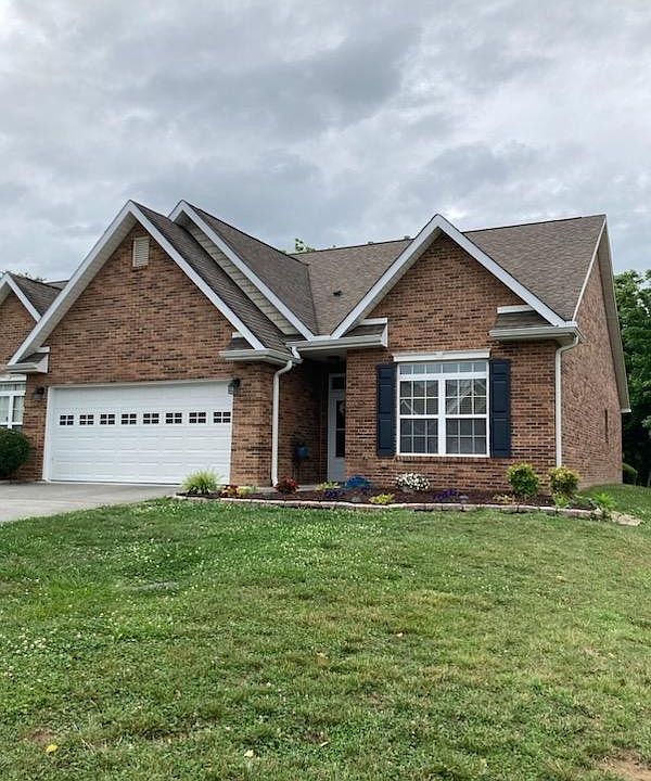 1st image of 162 River Garden Ct