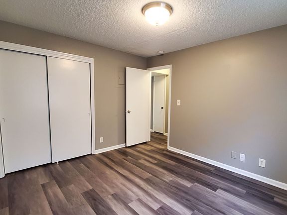 3rd image of 1631 A St #7