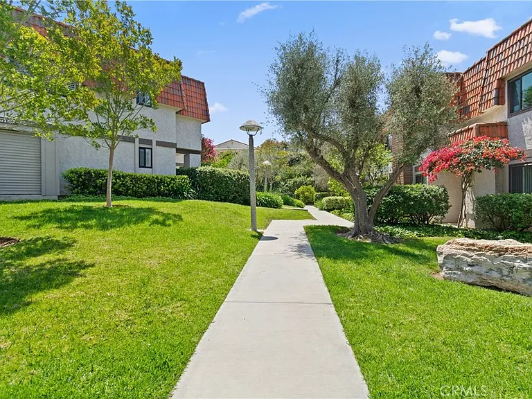 28191 Ridgecove Ct S — Photo 25