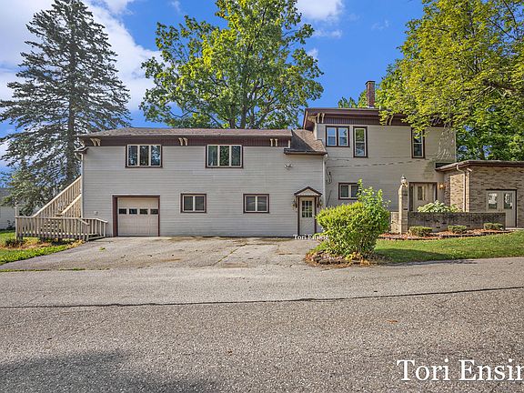 5th image of 518 N Camburn St