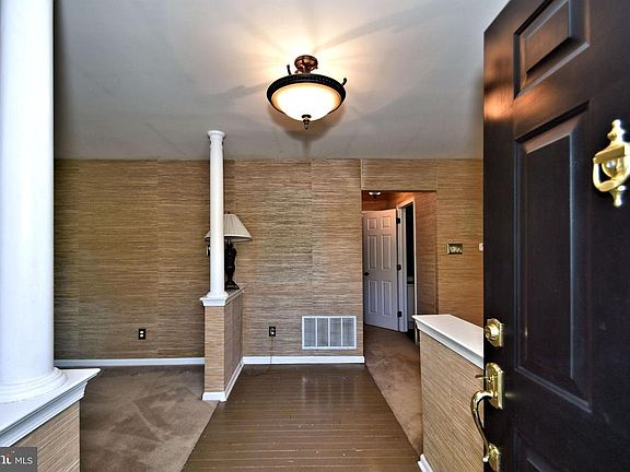 5th image of 100 Pimlico Way