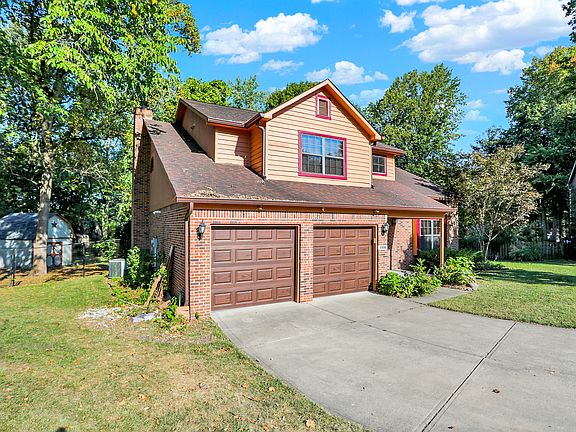 2nd image of 5906 Crystal Water Dr