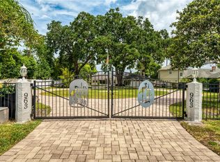 963 Leigh Ave, Orlando, FL 32804