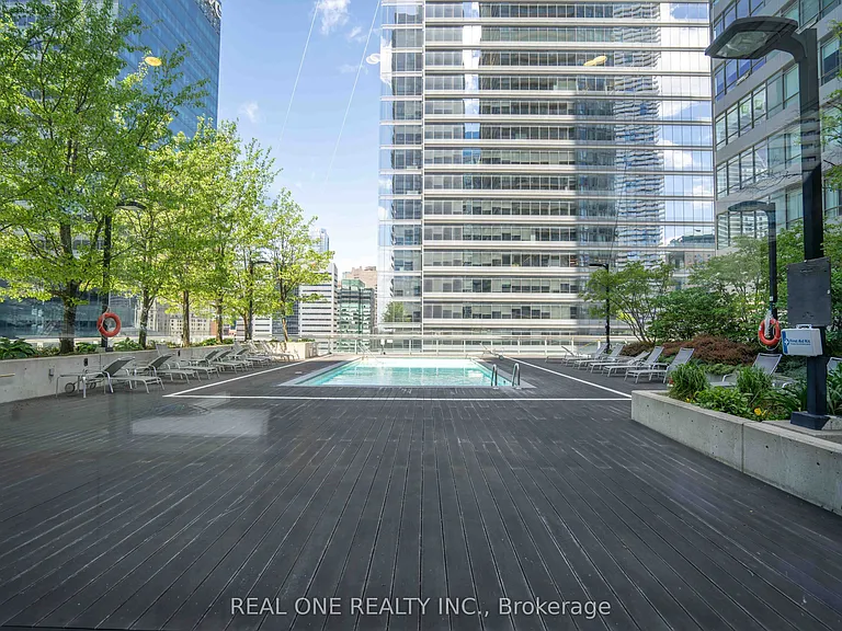 65 Bremner Blvd #1207 — Photo 20