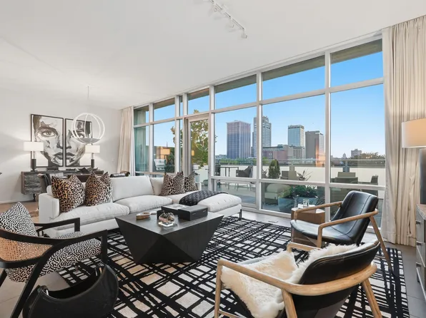 300 E 3rd St APT 503, Little Rock, AR 72201