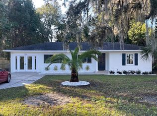 1016 E 11th Ave, Mount Dora, FL 32757