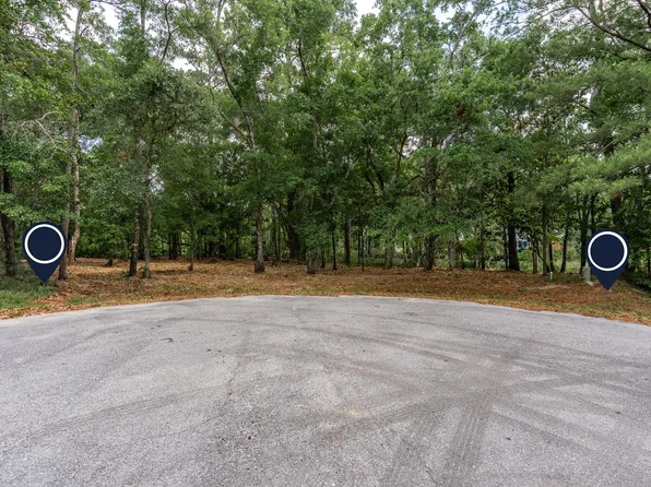 14 Bear Creek Ct, Freeport, FL 32439