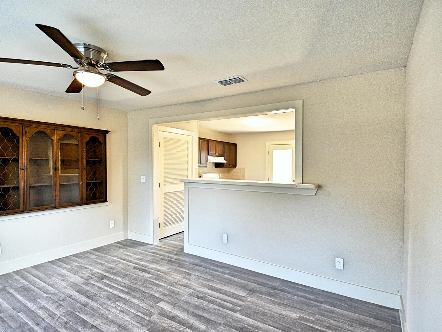 1401 Coco A - 1 — Photo 2