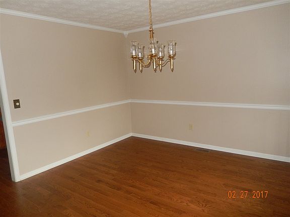 5th image of 3366 Redbud Ln