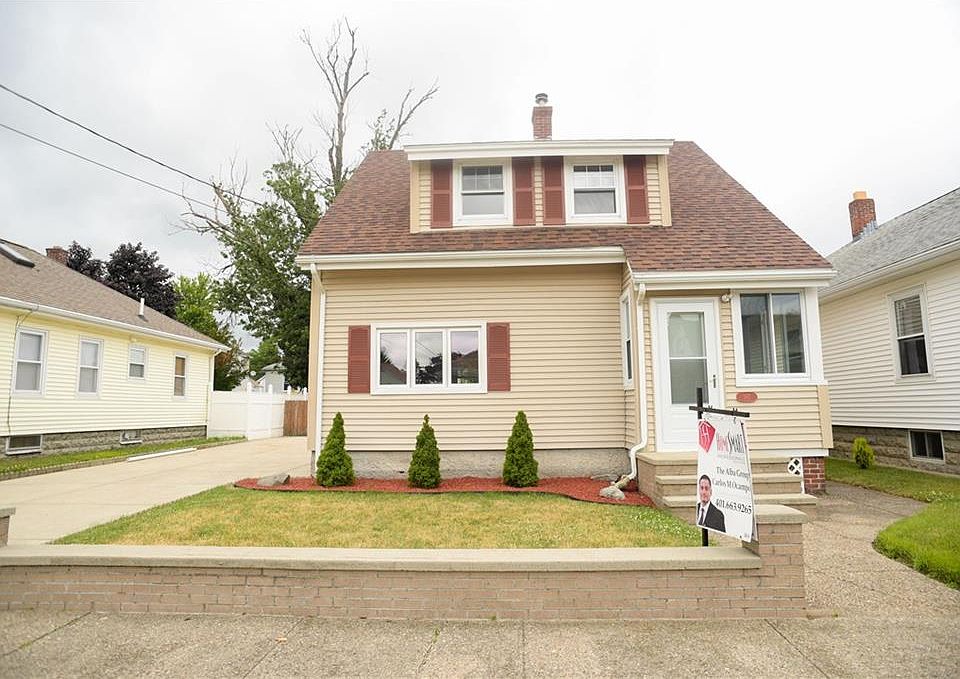 1st image of 187 Oakdale Ave